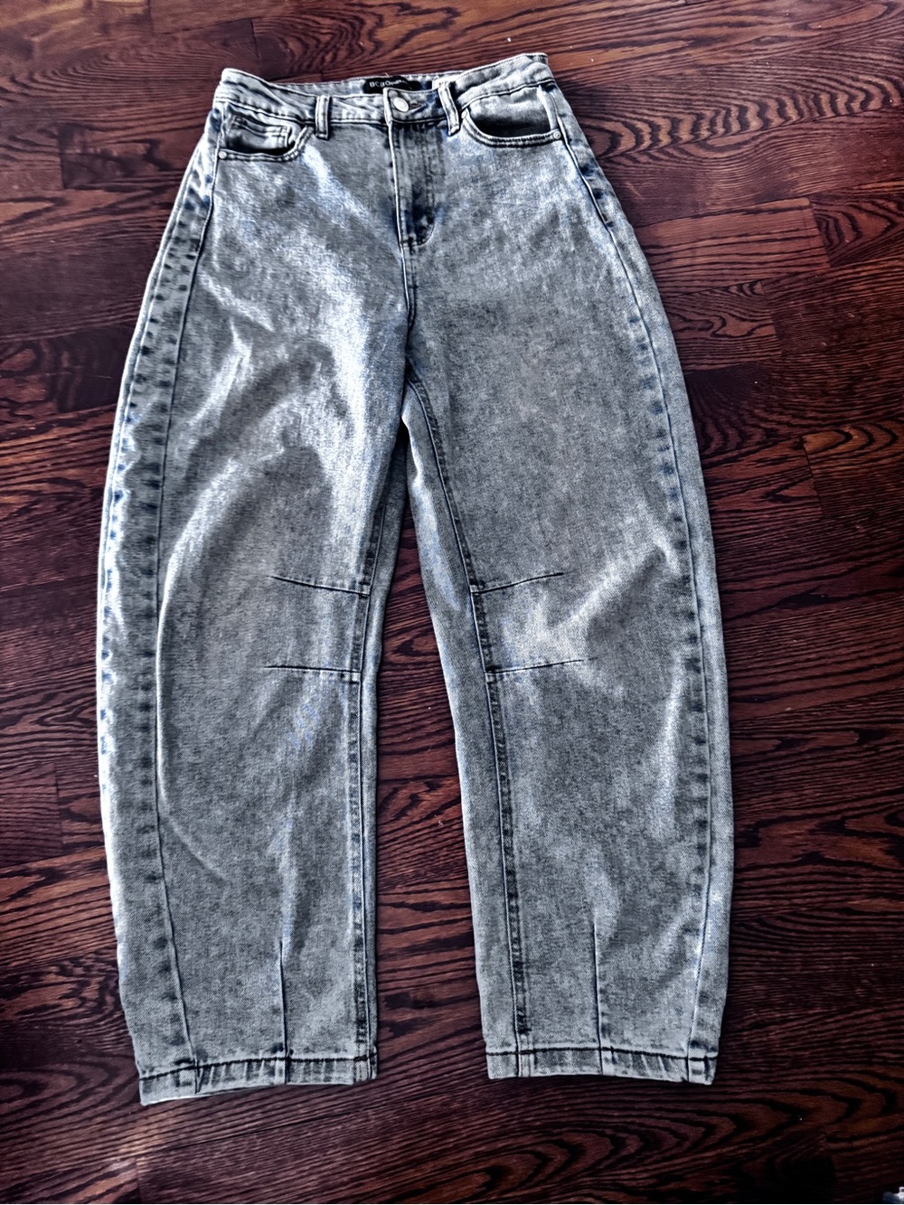 BCBGeneration Light Wash Barrel Leg Jeans size 7/28